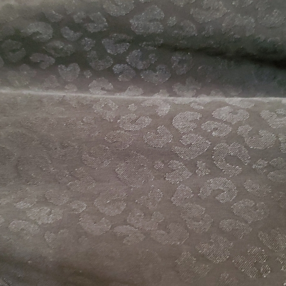 NWT Lilly Pulitzer Hensley Top - Picture 12 of 16